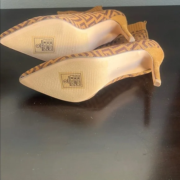 ❗️NWOT❗️CATHERINE MALANDRINO SOCK BOOT - Picture 3 of 4